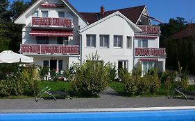 Villa Astoria